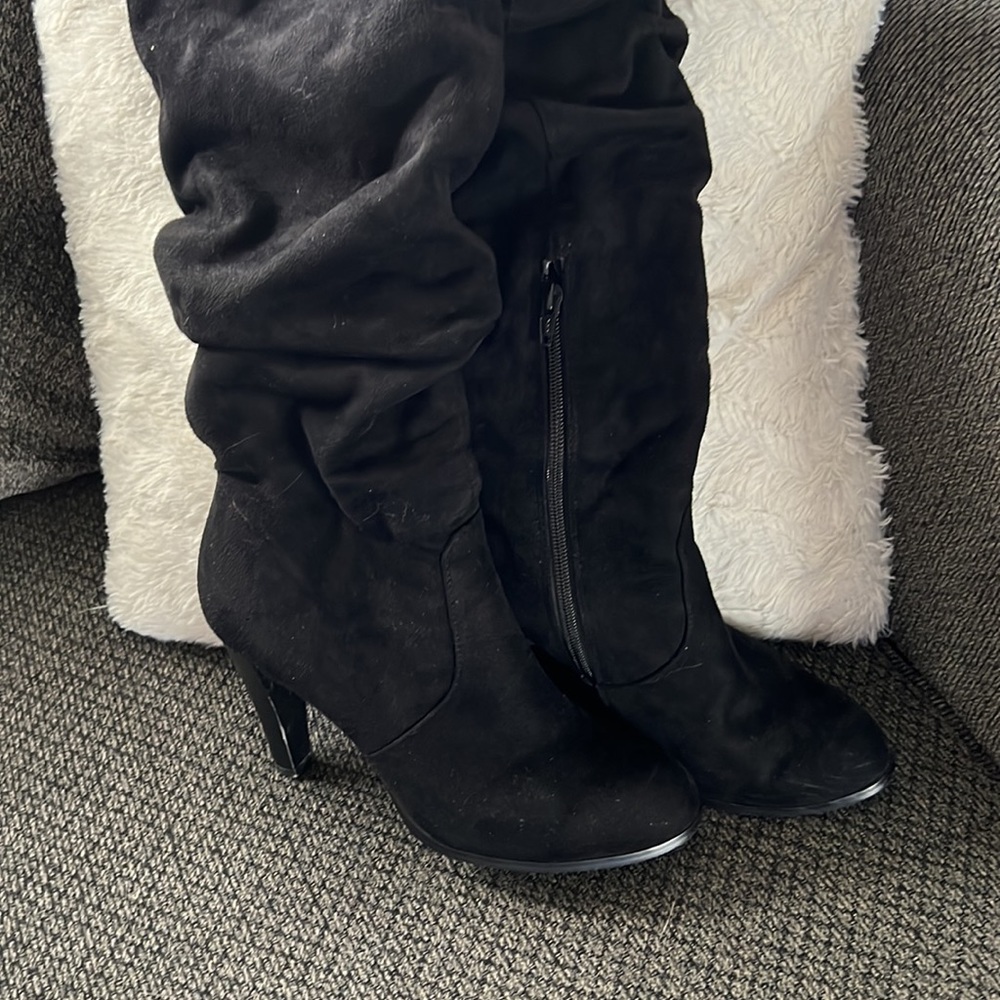 Over the Knee Black Boots 🖤